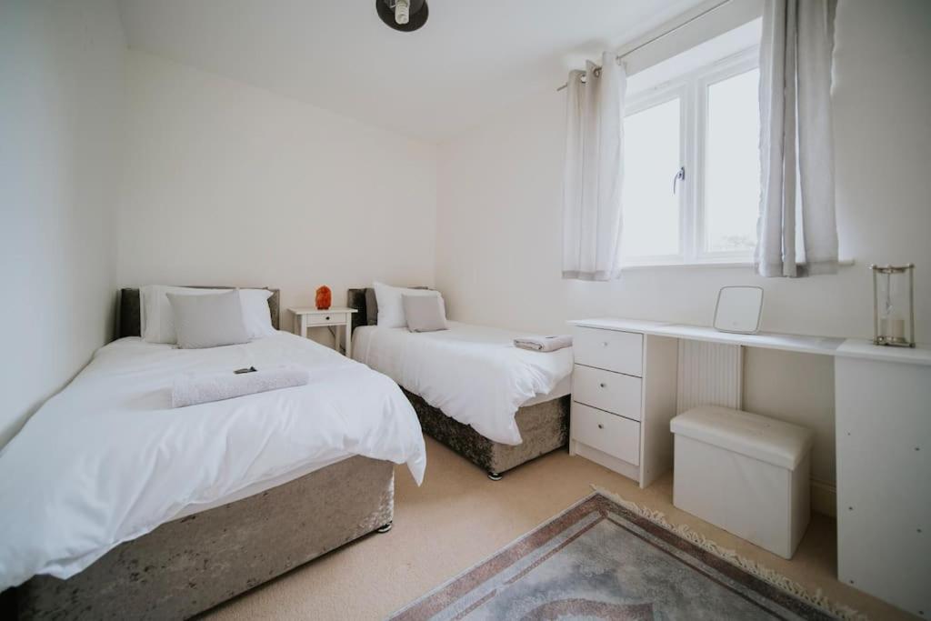 Linen Cottage- Parking, Leds, 4K Tvs, 5G Wifi And More! Bath Zewnętrze zdjęcie